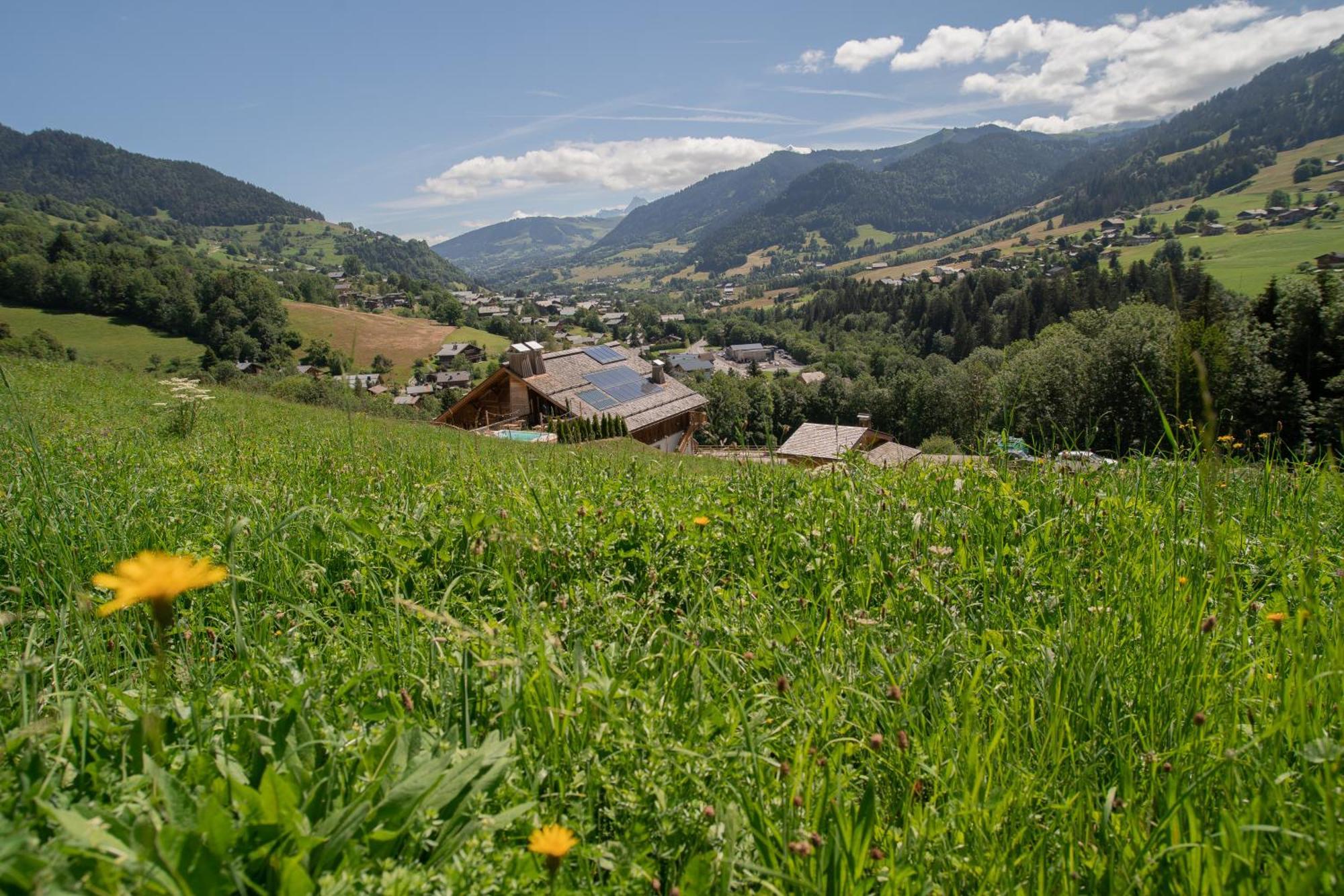 Le Toi Du Monde Bed & Breakfast Flumet Eksteriør bilde