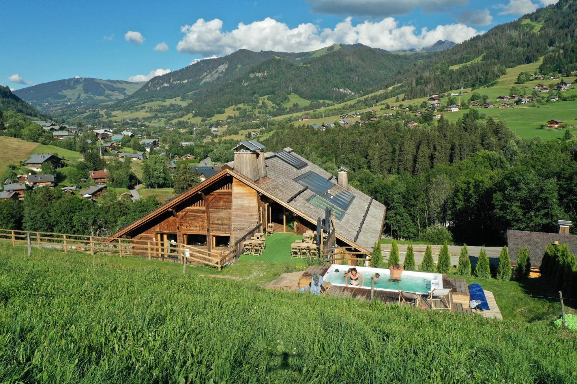 Le Toi Du Monde Bed & Breakfast Flumet Eksteriør bilde